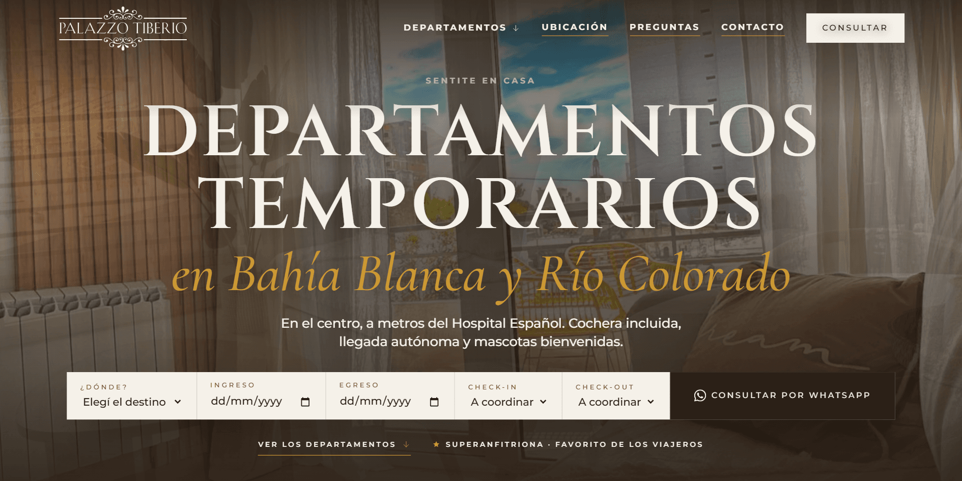 Portada a sangre, con la consulta de destino y fechas que termina en WhatsApp.